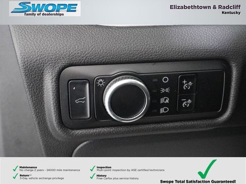 Certified 2024 Ford Explorer XLT w/ Class IV Trailer Tow Package AWD/4WD image 15