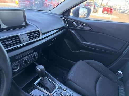 Used 2015 MAZDA MAZDA3 i Touring image 21
