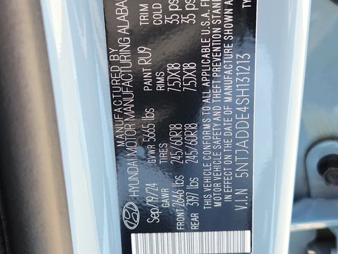 Certified 2025 Hyundai Santa Cruz SE AWD/4WD image 28
