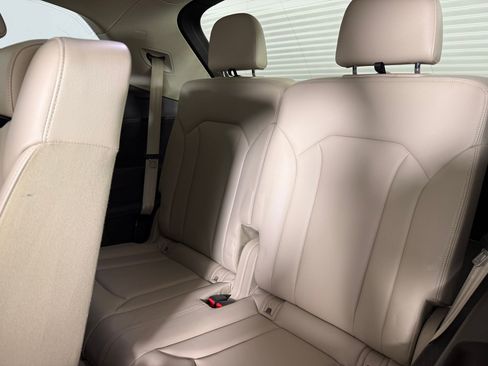 Used 2018 Audi Q7 3.0T Prestige image 24