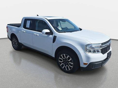 Used 2022 Ford Maverick Lariat w/ Lariat Luxury Package image 3