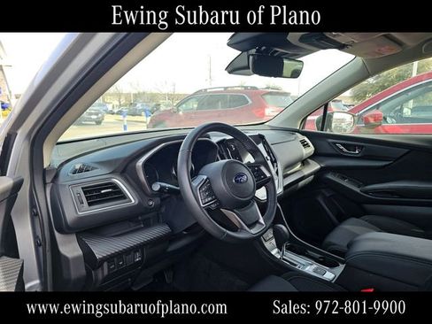 Used 2025 Subaru Ascent Premium image 5