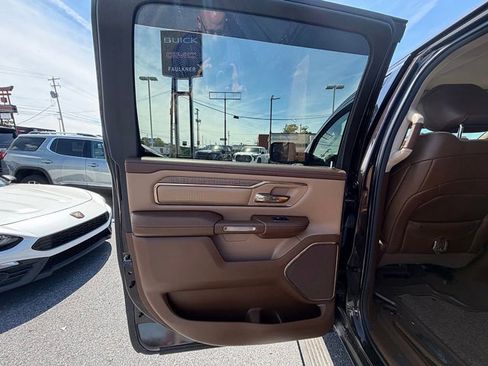 Used 2019 RAM 1500 Limited AWD/4WD image 13
