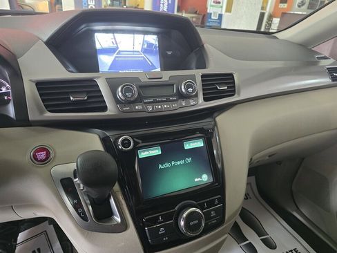 Used 2015 Honda Odyssey EX image 18