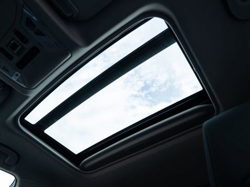 New 2025 Toyota RAV4 XLE w/ Convenience Package image 23