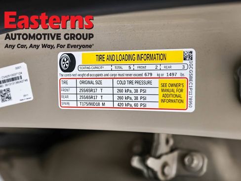 Used 2023 Chevrolet Colorado W/T image 32