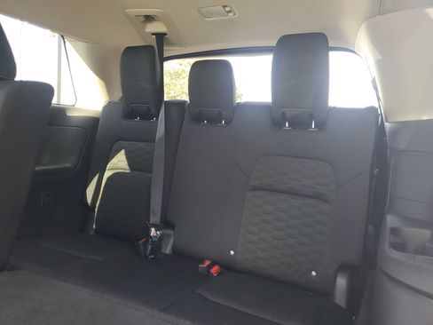 Used 2024 Nissan Pathfinder S w/ Cargo Package image 10