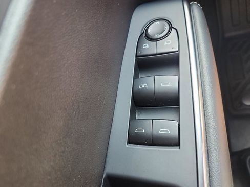 Certified 2026 GMC Acadia Elevation w/ Black Edition AWD/4WD image 20