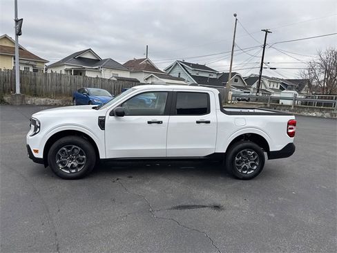 New 2025 Ford Maverick XLT image 8