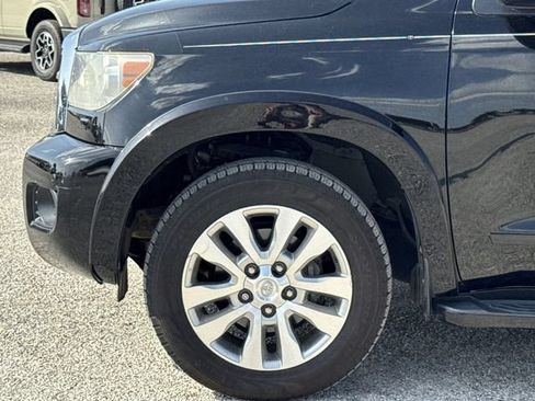 Used 2013 Toyota Sequoia Limited RWD image 10