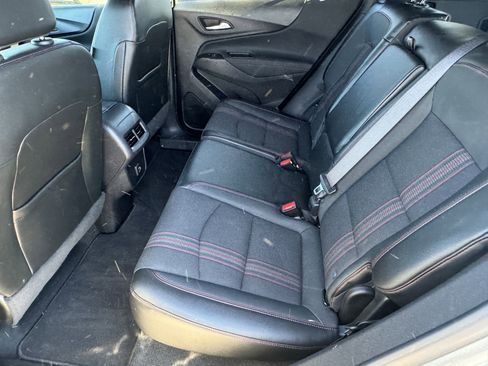 Used 2023 Chevrolet Equinox RS image 11