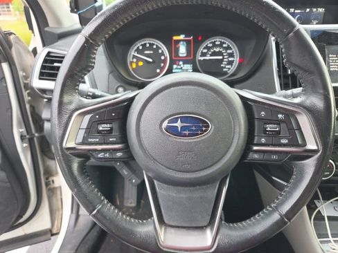 Used 2020 Subaru Forester Premium AWD/4WD image 3