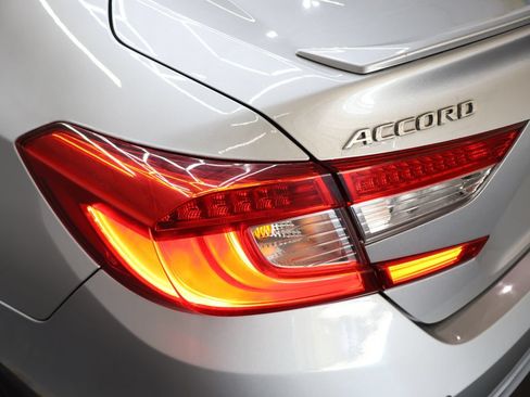 Used 2020 Honda Accord Sport image 28