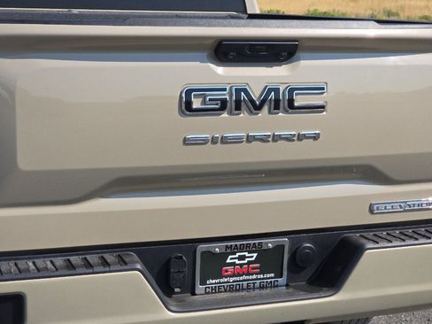 Used 2023 GMC Sierra 1500 Elevation image 49