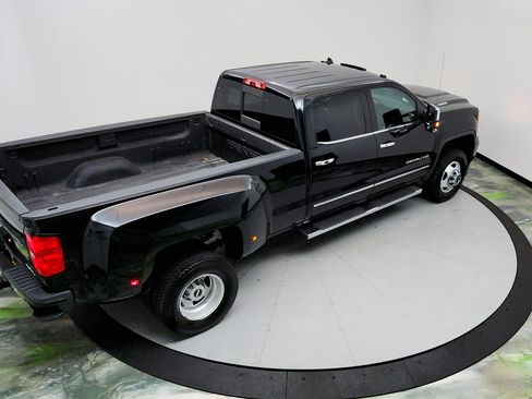Used 2018 GMC Sierra 3500 Denali w/ Duramax Plus Package image 34