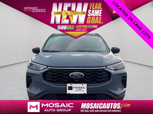 Used 2025 Ford Escape ST-Line image 8