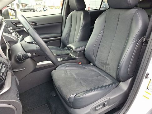 Used 2024 Mitsubishi Eclipse Cross SE image 8