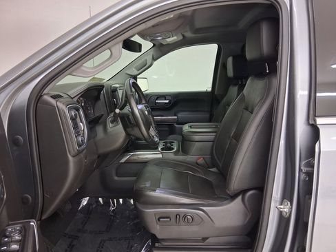 Used 2020 Chevrolet Silverado 1500 LTZ w/ LTZ Plus Package RWD image 3