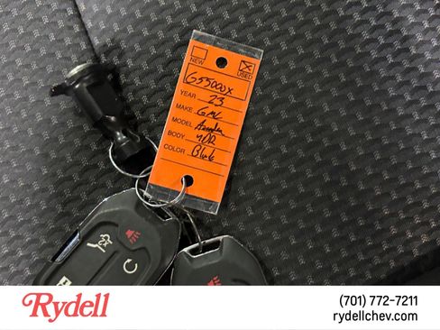 Used 2023 GMC Acadia SLE w/ Driver Convenience Package image 22