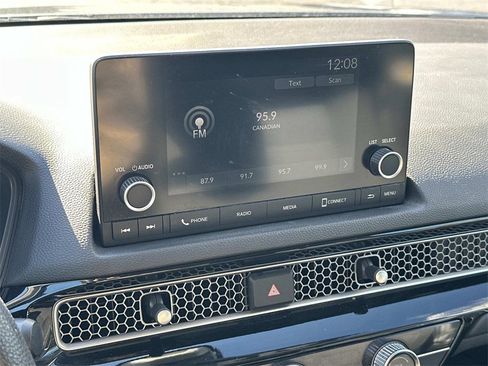 Used 2022 Honda Civic LX image 29