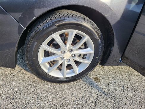 Used 2012 Subaru Impreza 2.0i Premium AWD/4WD image 29