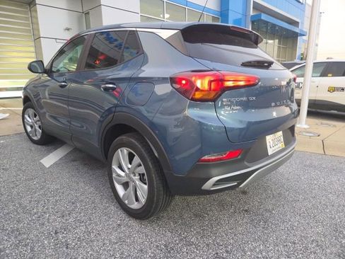 Used 2025 Buick Encore GX Preferred AWD/4WD image 4