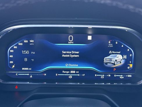 Used 2023 Chevrolet Suburban Premier image 10