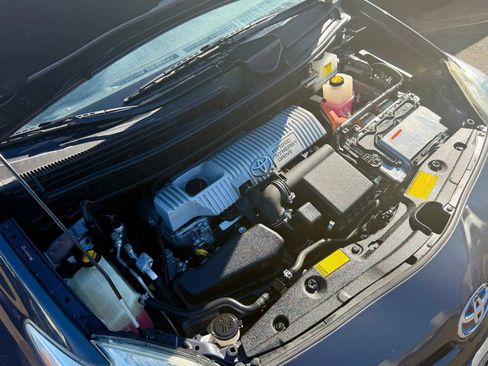 Used 2012 Toyota Prius Two image 24