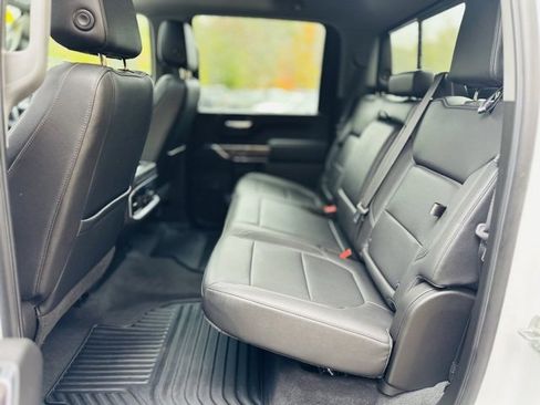 Used 2022 Chevrolet Silverado 3500 LTZ w/ LTZ Plus Package image 22