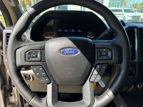 Used 2015 Ford F150 XLT w/ Equipment Group 302A Luxury image 22