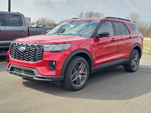 New 2026 Ford Explorer ST-Line AWD/4WD image 2