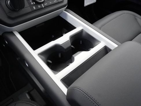 New 2026 Land Rover Defender 110 S AWD/4WD image 14