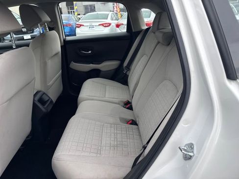 Certified 2023 Honda HR-V LX image 13