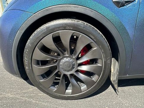Used 2022 Tesla Model Y Performance AWD/4WD image 22