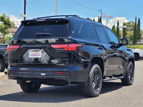 New 2026 Toyota Sequoia Platinum AWD/4WD image 5