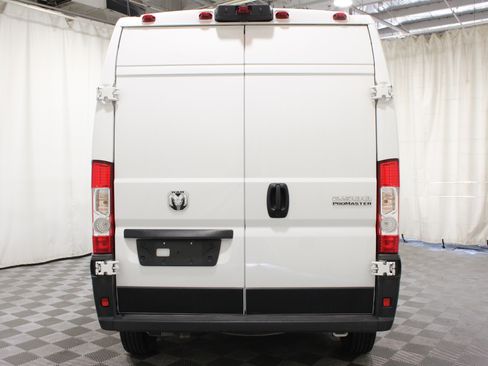 Used 2025 RAM ProMaster 2500 w/ Convenience Group FWD image 24