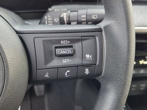 Used 2026 Nissan Kicks SV FWD image 15