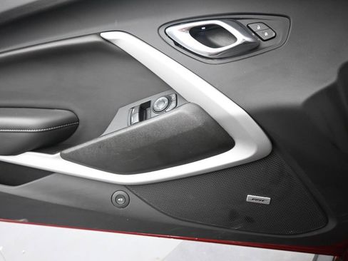 Used 2021 Chevrolet Camaro LT RWD image 17
