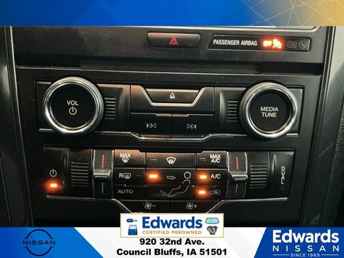 Used 2017 Ford Explorer XLT w/ Equipment Group 201A FWD image 30