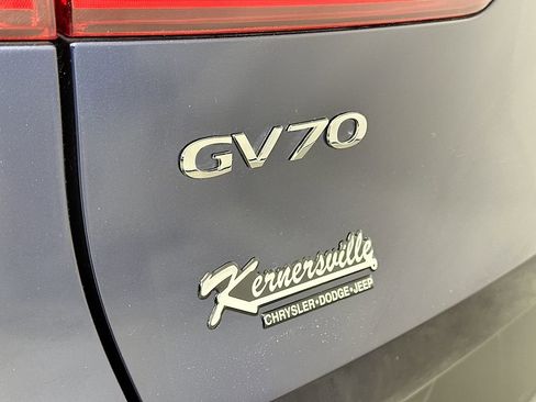 Used 2024 Genesis GV70 3.5T Sport w/ Sport Prestige Package AWD/4WD image 29