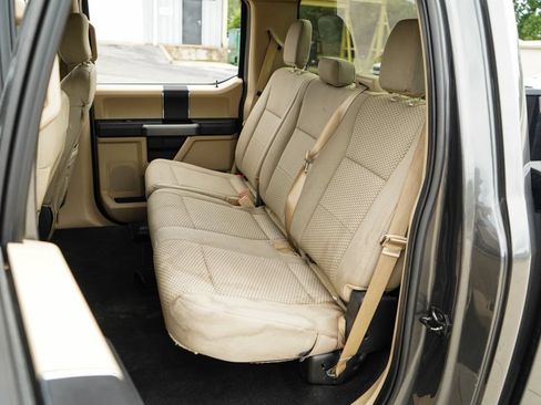 Used 2020 Ford F150 XLT RWD image 9