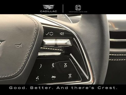 Used 2025 Cadillac Escalade V AWD/4WD image 16