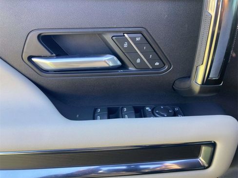 New 2026 GMC Hummer EV SUV w/ LPO, Dark Essentials Package image 15