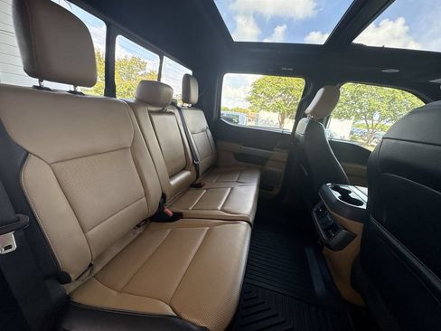 Used 2023 Ford F350 Lariat w/ Lariat Ultimate Package AWD/4WD image 28