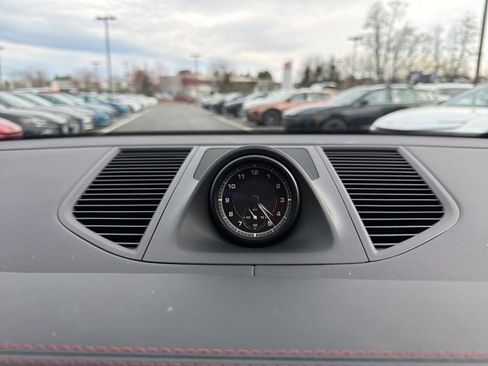 Used 2023 Porsche Macan S AWD/4WD image 27