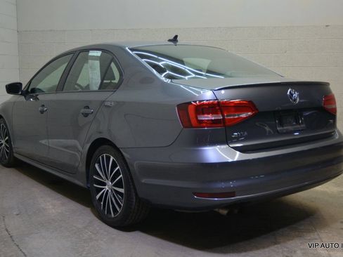 Used 2015 Volkswagen Jetta SE FWD image 5