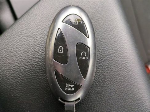 Certified 2024 Hyundai Elantra SEL image 33