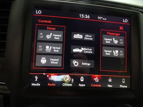 Used 2018 RAM 2500 Laramie w/ Sport Appearance Group AWD/4WD image 14
