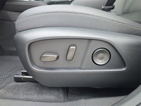 New 2026 GMC Terrain Denali w/ LPO, Floor Liner Package image 18