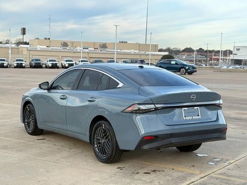 New 2026 Nissan Sentra SV image 4